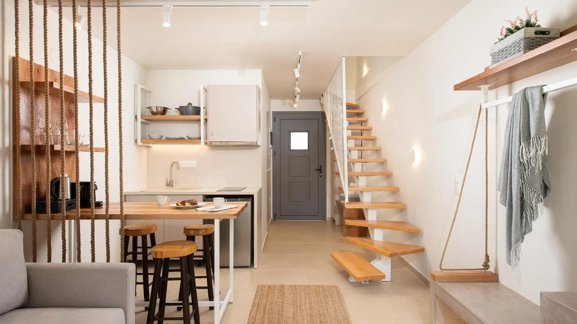 Theros Serenity Suites Olympiada Apartment